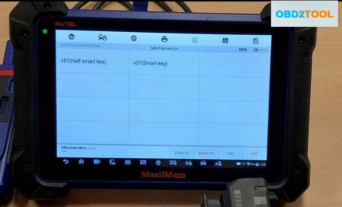 Autel-IM608-G-Box-Perform-All-Key-Lost-Programming-for-Benz-W207-18