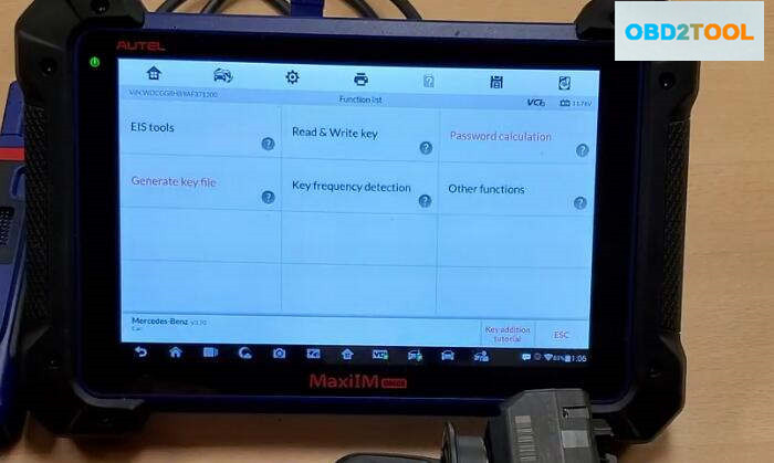 Autel-IM608-G-Box-Perform-All-Key-Lost-Programming-for-Benz-W207-20