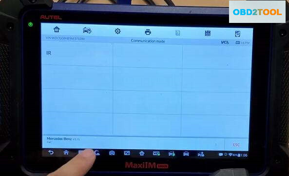 Autel-IM608-G-Box-Perform-All-Key-Lost-Programming-for-Benz-W207-21