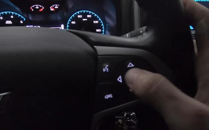 How-to-Do-Oil-Change-on-2.8-Duramax-Chevy-ColoradoGMC-Canyon-8